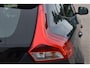 Volvo V40 1.5 T2 Polar+ | NL-Auto | Historie | Standkachel | Stoelverwarming | Nav | Sfeerverl. | Full LED | Zeer netjes