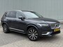 Volvo XC90 2.0 T8 Recharge AWD R-Design / SoH accupakket 97% / Dealer onderhouden / 7 Persoons / Panoramisch schuif/kantel dak / Geheugenfunctie voorstoelen / Elektrisch wegklapbare trekhaak 2350 kg trekgewicht / Harman Kardon Audio / All Season banden / Apple CarPlay/Android Auto /