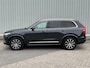 Volvo XC90 2.0 T8 Recharge AWD Inscription / SoH accupakket 97% / Dealer onderhouden / 7 Persoons / Panoramisch schuif/kantel dak / Geheugenfunctie voorstoelen / Elektrisch wegklapbare trekhaak 2350 kg trekgewicht / Harman Kardon Audio / All Season banden / Apple CarPlay/Android Auto /
