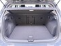 Volkswagen Golf 1.5 eTSI Life Edition | Trekhaak | IQ. Light | Camera | Side Assist | ACC | Stuur-/Stoelverwarming | Matrix LED | Spiegelpakket |