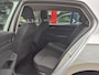 Volkswagen Golf 1.0 TSI Life | Navigatie via Apple carplay | Climate Control | Parkeersensoren | Licht metalen velgen