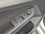 Volkswagen Golf 1.0 TSI Life | Navigatie via Apple carplay | Climate Control | Parkeersensoren | Licht metalen velgen