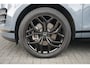 Land Rover Range Rover Evoque 1.5 P300e AWD R-Dynamic S | Panoramadak | Verwarmde voorstoelen |