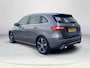 Mercedes-Benz B-klasse 180 Premium | Rijklaarprijs | Trekhaak wegklapbaar | All season banden | Navigatiesysteem | Parkeersensoren voor en achter | 12 maanden BOVAG garantie |