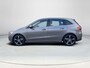 Mercedes-Benz B-klasse 180 Premium | Rijklaarprijs | Trekhaak wegklapbaar | All season banden | Navigatiesysteem | Parkeersensoren voor en achter | 12 maanden BOVAG garantie |