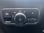Mercedes-Benz B-klasse 180 Premium | Rijklaarprijs | Trekhaak wegklapbaar | All season banden | Navigatiesysteem | Parkeersensoren voor en achter | 12 maanden BOVAG garantie |