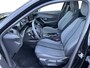 Peugeot 2008 Allure Pack 1.2 Turbo 130pk EAT8 | CAMERA | CLIMA | APPLE CARPLAY / ANDROID AUTO | DAB+ | 17" LM-VELGEN | CRUISE CONTROL | LEDER/STOF |
