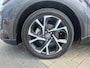 Toyota C-HR / C-HR+ 1.8 Hybrid Dynamic | Met o.a. adaptieve cruise control, lane-assist, navigatie, achteruitrijcamera en climate control!