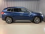 BMW X1 xDrive25e Executive xLine 18"/SOH 94%/Keyless/Memory + stoelverwarming/Camera/Elektrische Klep/LED/DAB/Navigatie/PDC