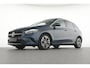 Mercedes-Benz B-klasse 250 e Plug-In Hybride Trekhaak | Panorama Schuif-Kanteldak | MultiBeam Ledkoplampen | Sfeerverlichting | Parkeerpakket met 360°-camera. Inclusief 24 maanden Mercedes-Benz Certified garantie voor Europa.