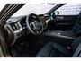 Volvo XC60 2.0 T6 Plug-in hybrid AWD Essential | Gratis Trekhaak | Adaptieve Cruise Control | Park assist | Getint Glas | Leder | Driver assist | Stoel- /  stuurwielverwarming | All Season banden |
