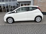 Toyota Aygo X X-PLAY 5-DEURS AIRCO CAMERA APPLE/ANDROID AUDIO-STUURWIELBED. BLUETOOTH LED-DAGRIJ