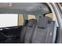 Volkswagen Touran 1.4 TSI Highline 7-Persoons, Trekhaak, ACC, Stoelverwarming, Navigatie