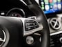 Mercedes-Benz GLA 200 AMG Sport 156Pk Automaat (PANORAMADAK, APPLE CARPLAY, GROOT NAVI, CAMERA, LEDER, SPORTSTOELEN, ZWART HEMEL, GETINT GLAS, STOELVERWARMING, NIEUWSTAAT)