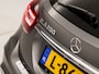 Mercedes-Benz GLA 200 AMG Sport 156Pk Automaat (PANORAMADAK, APPLE CARPLAY, GROOT NAVI, CAMERA, LEDER, SPORTSTOELEN, ZWART HEMEL, GETINT GLAS, STOELVERWARMING, NIEUWSTAAT)