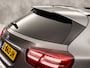 Mercedes-Benz GLA 200 AMG Sport 156Pk Automaat (PANORAMADAK, APPLE CARPLAY, GROOT NAVI, CAMERA, LEDER, SPORTSTOELEN, ZWART HEMEL, GETINT GLAS, STOELVERWARMING, NIEUWSTAAT)