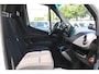 Mercedes-Benz Sprinter 317 CDI L2H2 Pro LED, Geveerde stoel, Trekhaak, Navigatie met camera