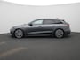 Audi A6 Avant e-tron edition performance 100 kWh | Adaptive cruise control | Bang & Olufsen sound system | Luchtvering | 360 graden camera | Verwarmbaar stuurwiel | Head-up display | Stoelverwarming voor & achter | MMI bijrijdersdisplay | Elekt. verstelbare bestuurdersstoel met geheugen | Privacy glas | Trekhaak | Elektr. verstelbaar stuurwiel