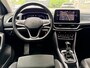 Volkswagen T-Roc 1.5 TSI 150pk DSG Style Virtual Cockpit Ergo stoel Trekhaak Camera Stoelverwarming Massage IQ Koplampen