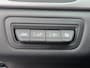 Renault Captur 1.3 TCe 140 Zen | Met o.a. stoel- en stuurwielverwarming, cruise, navigatie, camera en climate control!