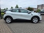 Renault Captur 1.3 TCe 140 Zen | Met o.a. stoel- en stuurwielverwarming, cruise, navigatie, camera en climate control!