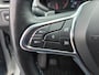 Renault Captur 1.3 TCe 140 Zen | Met o.a. stoel- en stuurwielverwarming, cruise, navigatie, camera en climate control!