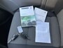 Volkswagen Transporter 2.0 TDI L2H1 Trekhaak 2200kg trekgewicht Imperiaal Euro 6 Airco Cruise controle Navigatie Apple carplay Parkeersensoren achter 2-Persoons