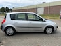 Renault Scenic 1.6-16V Business Line AUTOMAAT! NAVI l TREKHAAK l Airco l Elek pakket! Hoge instap goed onderhouden!