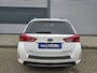 Toyota Auris Touring Sports 1.8 Hybrid Lease