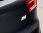 Volvo XC40 1.5 T5 Recharge Sport 262Pk Automaat (BLACK PACK, APPLE CARPLAY, GROOT NAVI, ZWART HEMEL, STUUR/STOELVERWARMING, SPORTSTOELEN, GETINT GLAS, LANE ASSIST, NIEUWE APK, NIEUWSTAAT)
