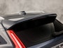 Volvo XC40 1.5 T5 Recharge Sport 262Pk Automaat (APPLE CARPLAY, GROOT NAVI, ZWART HEMEL, STUUR/STOELVERWARMING, SPORTSTOELEN, GETINT GLAS, LANE ASSIST, NIEUWE APK, NIEUWSTAAT)