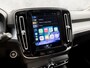Volvo XC40 1.5 T5 Recharge Inscription 262Pk Automaat (APPLE CARPLAY, GROOT NAVI, LEDER, CAMERA, SPORTSTOELEN, KEYLESS, ELEK ACHTERKLEP, NIEUWSTAAT)
