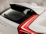 Volvo XC40 1.5 T5 Recharge Inscription 262Pk Automaat (APPLE CARPLAY, GROOT NAVI, LEDER, CAMERA, SPORTSTOELEN, KEYLESS, ELEK ACHTERKLEP, NIEUWSTAAT)