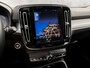 Volvo XC40 1.5 T5 Recharge Inscription 262Pk Automaat (APPLE CARPLAY, GROOT NAVI, LEDER, CAMERA, SPORTSTOELEN, KEYLESS, ELEK ACHTERKLEP, NIEUWSTAAT)