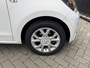 Volkswagen Up! 1.0 move up! Automaat Stoelverwarming Navi