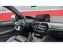 BMW 5-Serie Touring 520i Business Edition Plus LCI / M-SPORT / LASER / CARPLAY / SHADOW / STOELVERW / CAMERA / NAVI / CLIMA / PDC / NL-AUTO