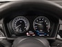 BMW X1 xDrive25e High Executive 221Pk Automaat (PANORAMADAK, DEALER ONDERHOUDEN, M STUUR, GROOT NAVI, HARMAN/KARDON, STOELVERWARMING, CAMERA, CRUISE, NIEUWSTAAT)