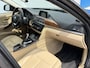 BMW 3-Serie 320i Upgrade Edition | Lage KM | Automaat