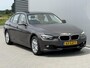 BMW 3-Serie 320i Upgrade Edition | Lage KM | Automaat