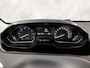 Peugeot 2008 1.2 PureTech Sport (FACELIFT, APPLE CARPLAY, NAVIGATIE, CRUISE, PARKEERSENSOREN, SPORTSTOELEN, LM VELGEN, NIEUWE APK, NIEUWSTAAT)