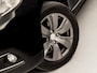 Peugeot 2008 1.2 PureTech Sport (FACELIFT, APPLE CARPLAY, NAVIGATIE, CRUISE, PARKEERSENSOREN, SPORTSTOELEN, LM VELGEN, NIEUWE APK, NIEUWSTAAT)