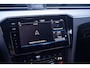 Volkswagen Passat Variant 1.5 TSI R-Line Business + NAP IQ.Light-R-Line int. Vol leder Camera Apple Carplay Stoel- en voorruitverwarming