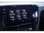 Volkswagen Passat Variant 1.5 TSI R-Line Business + NAP IQ.Light-R-Line int. Vol leder Camera Apple Carplay Stoel- en voorruitverwarming
