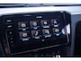 Volkswagen Passat Variant 1.5 TSI R-Line Business + NAP IQ.Light-R-Line int. Vol leder Camera Apple Carplay Stoel- en voorruitverwarming