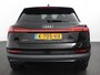 Audi E-tron e-tron 55 quattro Leder Navigatie Trekhaak Led koplampen Tour pakket Virtual cockpit Cruise control adaptief Climate control Lichtmetalen velgen