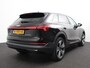 Audi E-tron e-tron 55 quattro Leder Navigatie Trekhaak Led koplampen Tour pakket Virtual cockpit Cruise control adaptief Climate control Lichtmetalen velgen