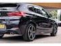 BMW X2 SDrive20i High Executive|Rijklaar!|M-Pakket|HUD|Trekhaak|Stoelverwarming|Schintzler