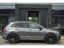 Volkswagen Tiguan 1.4 TSI 150pk R-Line Panoramadak Leder Memory Blackstyle Trekhaak 20" LMV NLauto Bomvol!