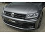Volkswagen Tiguan 1.4 TSI 150pk R-Line Panoramadak Leder Memory Blackstyle Trekhaak 20" LMV NLauto Bomvol!