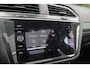 Volkswagen Tiguan 1.4 TSI 150pk R-Line Panoramadak Leder Memory Blackstyle Trekhaak 20" LMV NLauto Bomvol!